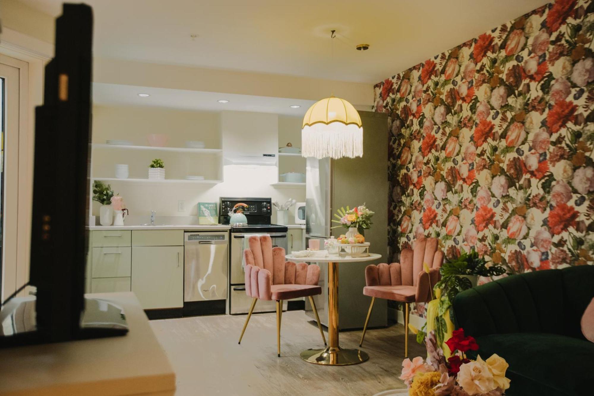 The Garden Room At Waddington Flats 빅토리아 외부 사진